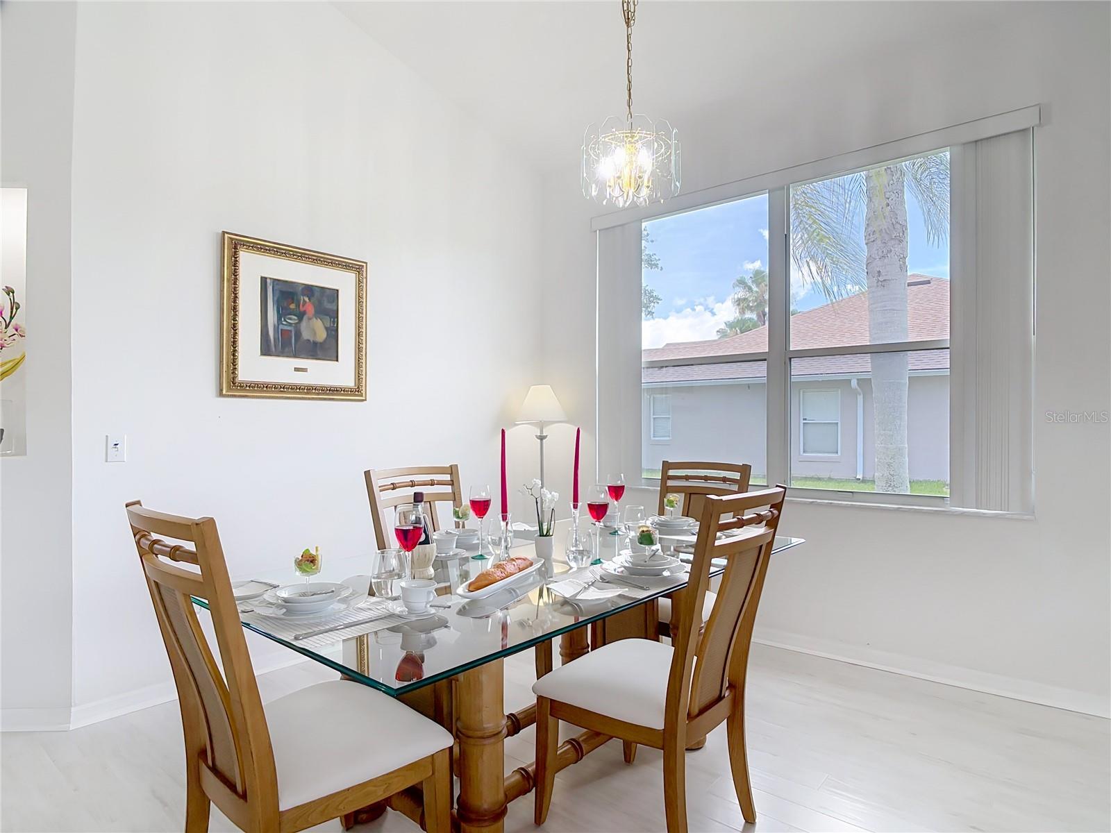 WATERS EDGE PH 04 - Residential