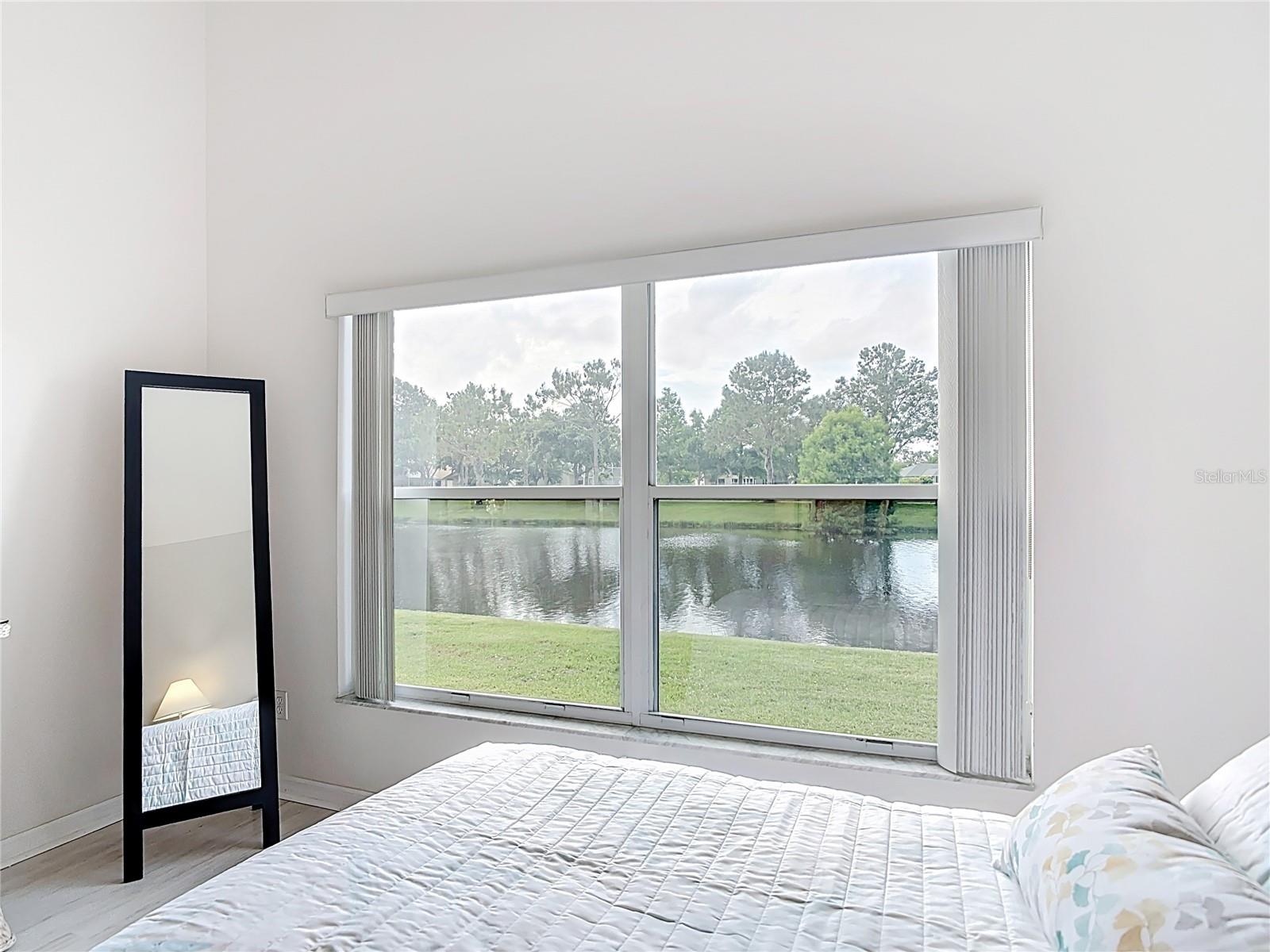 WATERS EDGE PH 04 - Residential