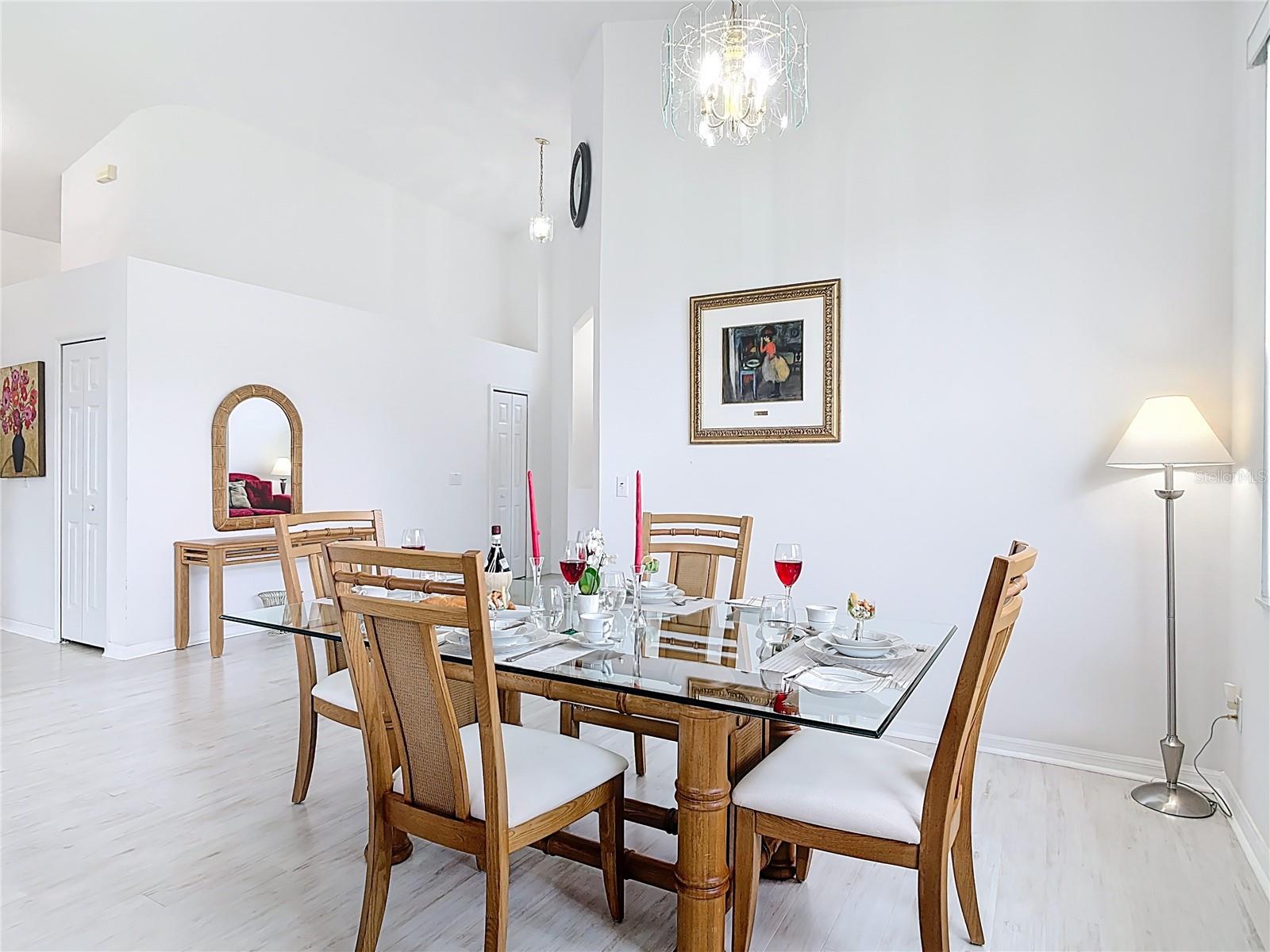 WATERS EDGE PH 04 - Residential