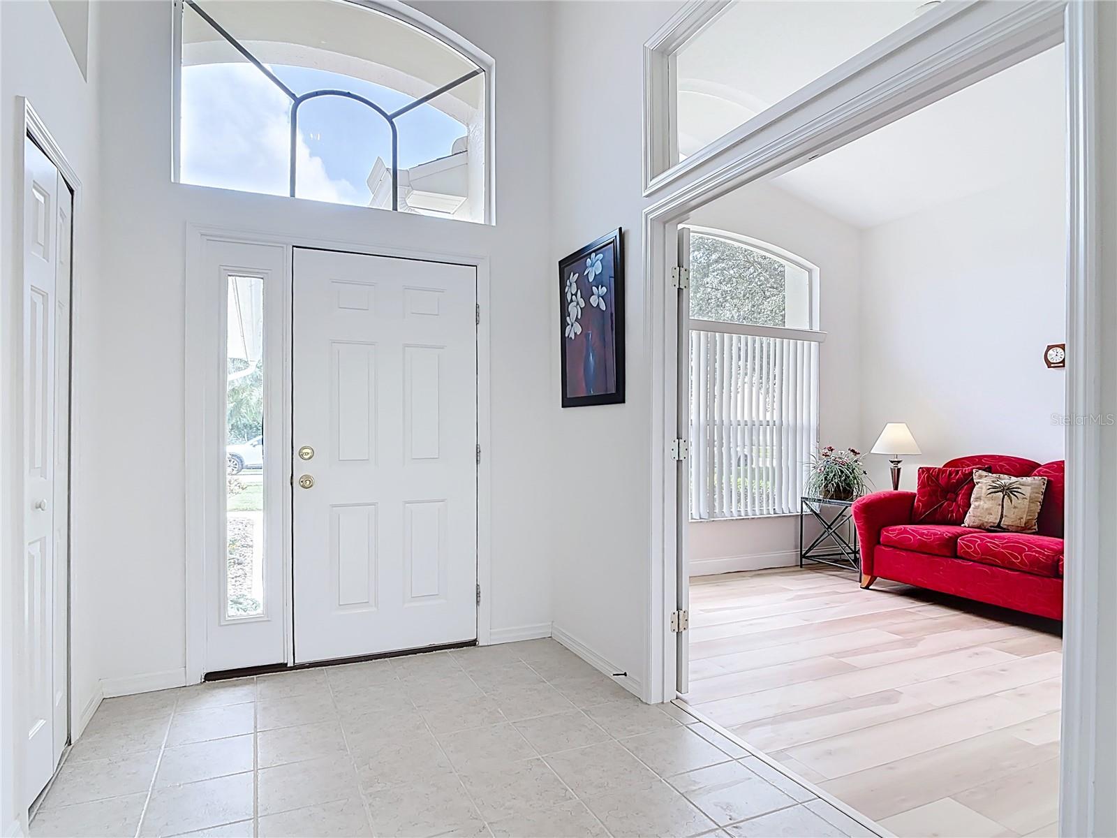 WATERS EDGE PH 04 - Residential