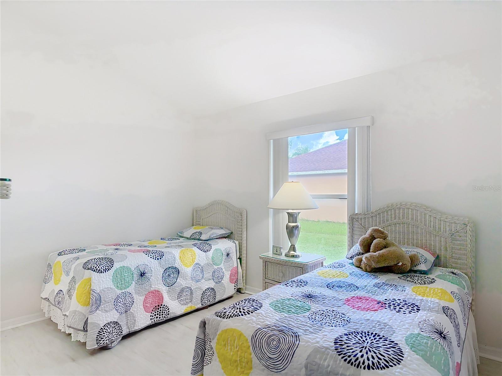 WATERS EDGE PH 04 - Residential