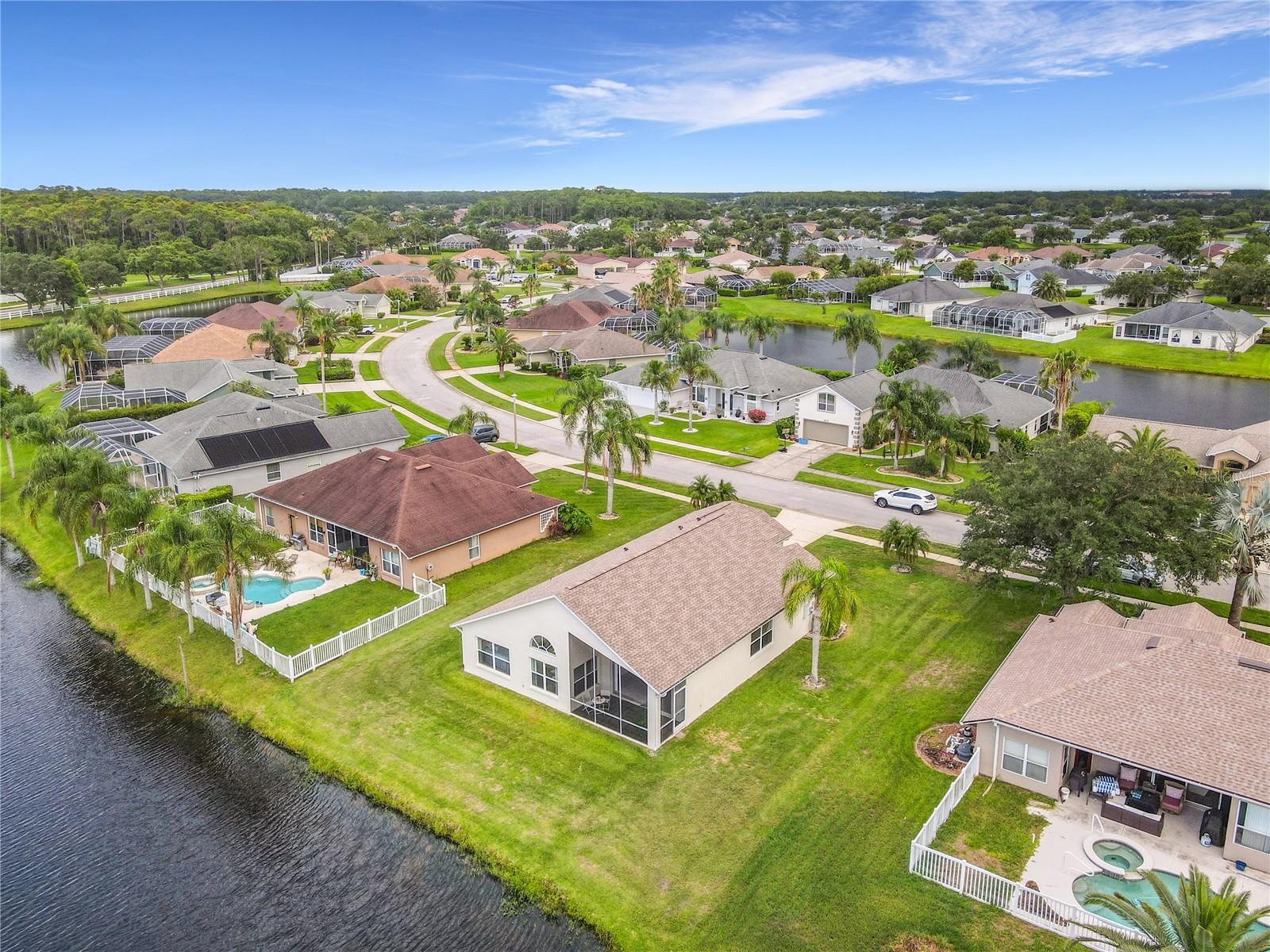 WATERS EDGE PH 04 - Residential