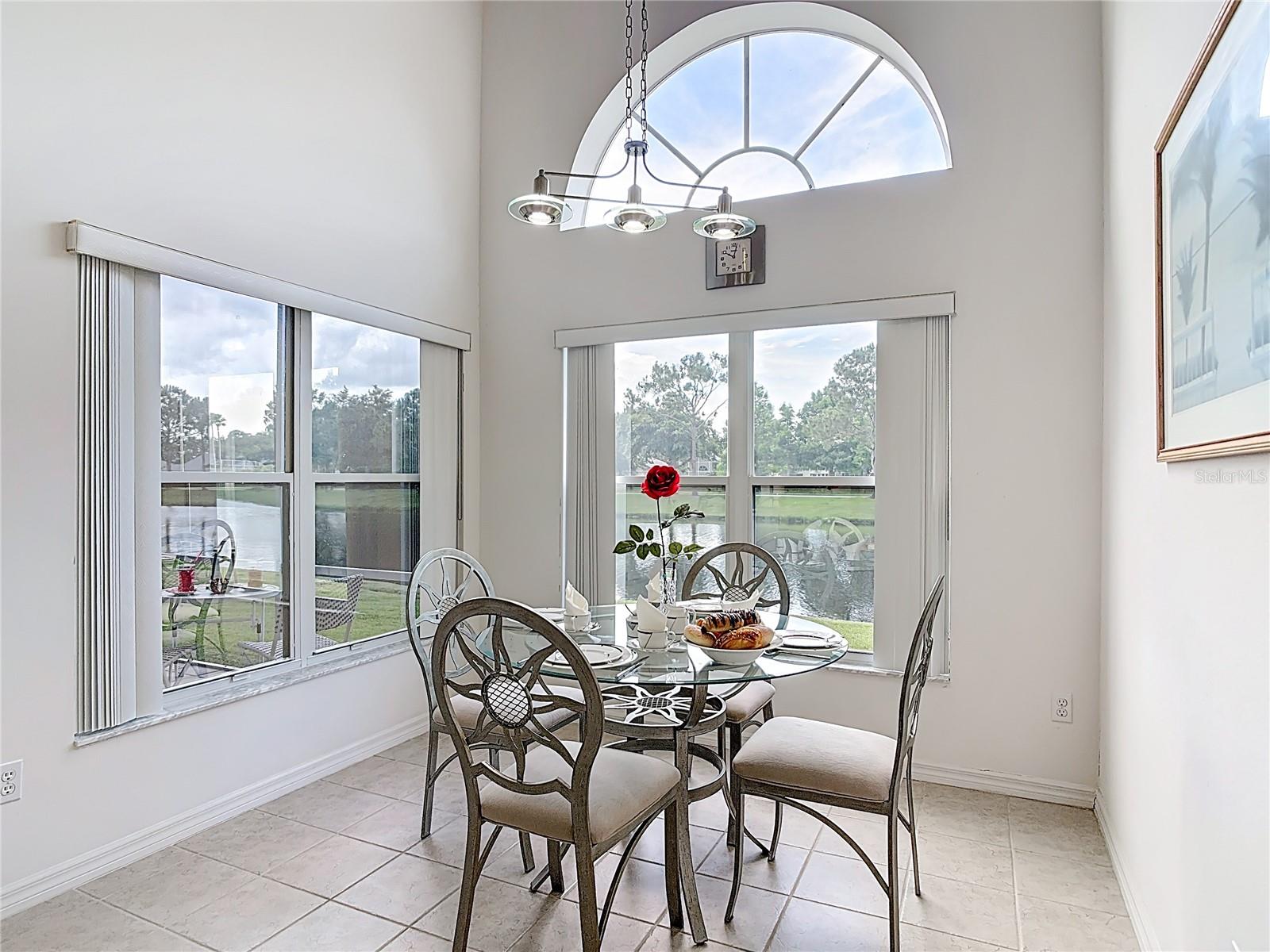 WATERS EDGE PH 04 - Residential