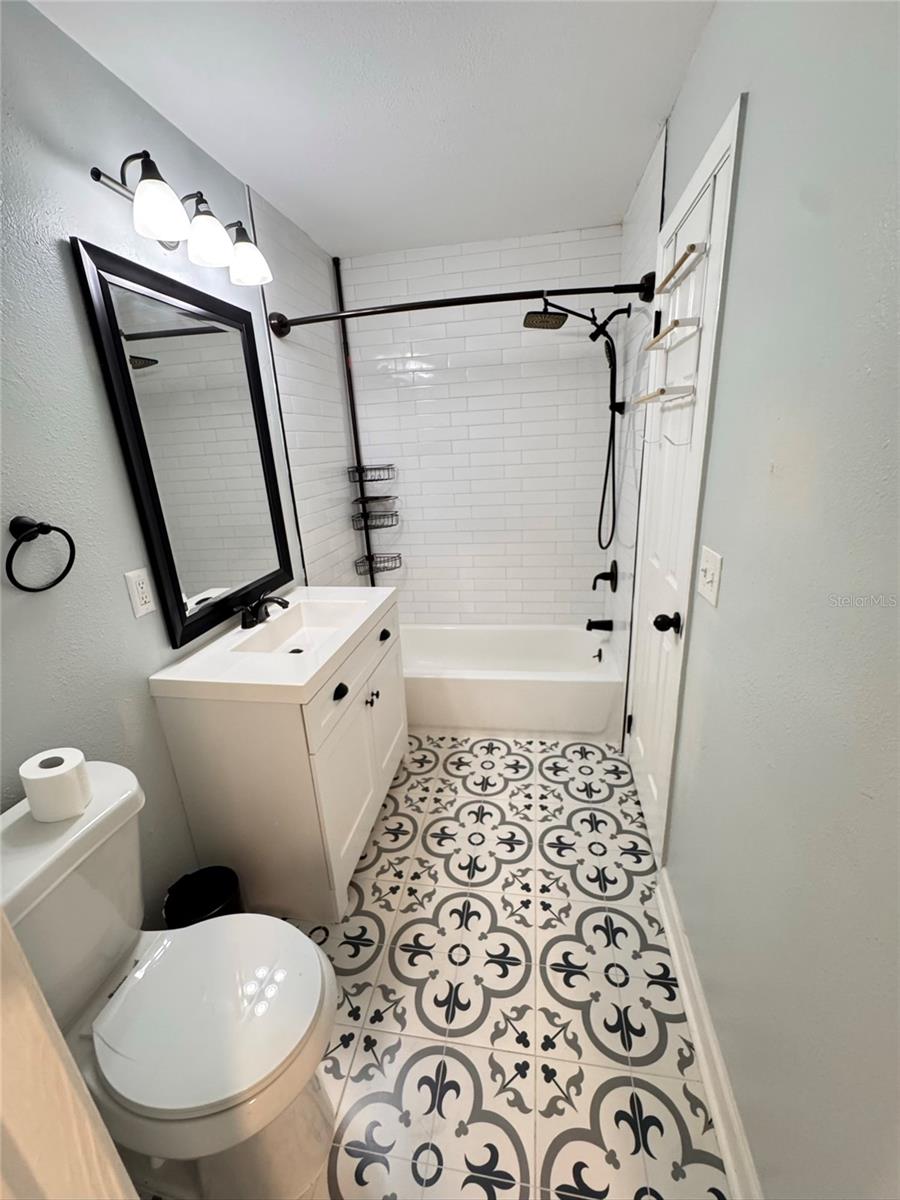 QUAIL HOLLOW AT RIO PINAR - Residential