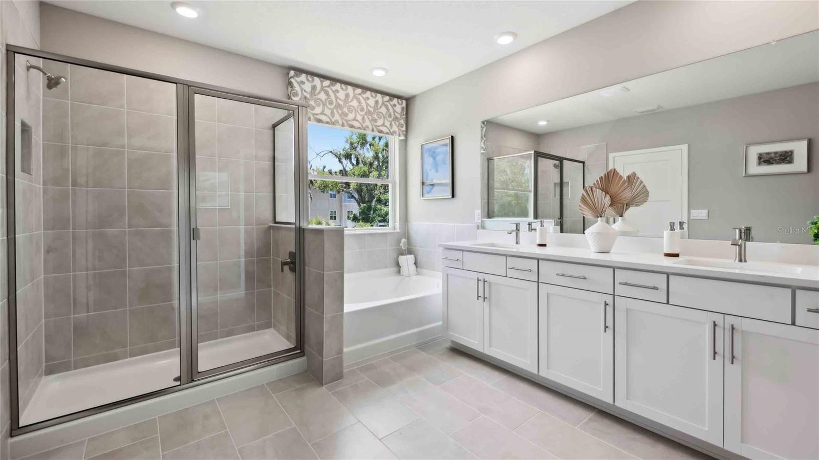 RIDGE AT HEATHBROOK - Residential