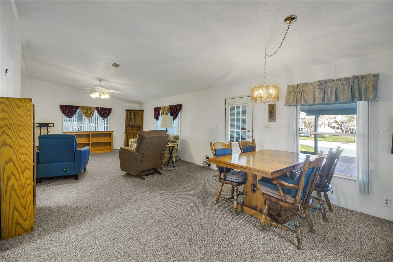 HERITAGE WOOD N LAKES ESTATES - Residential