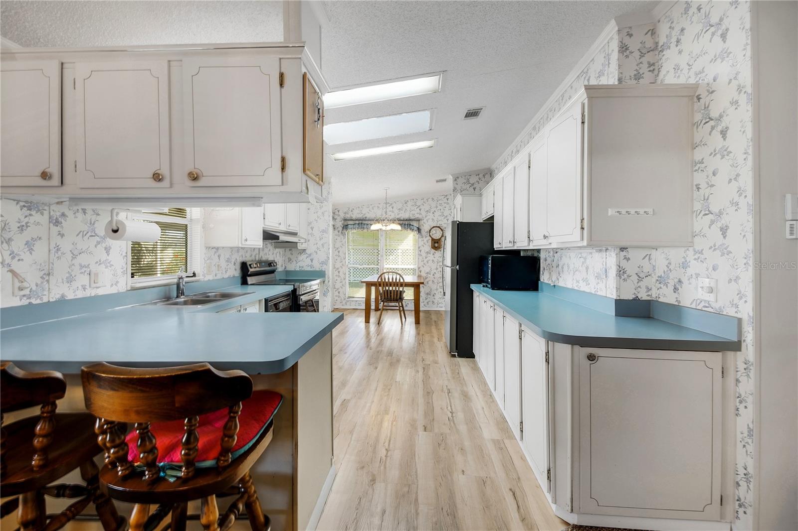 HERITAGE WOOD N LAKES ESTATES - Residential