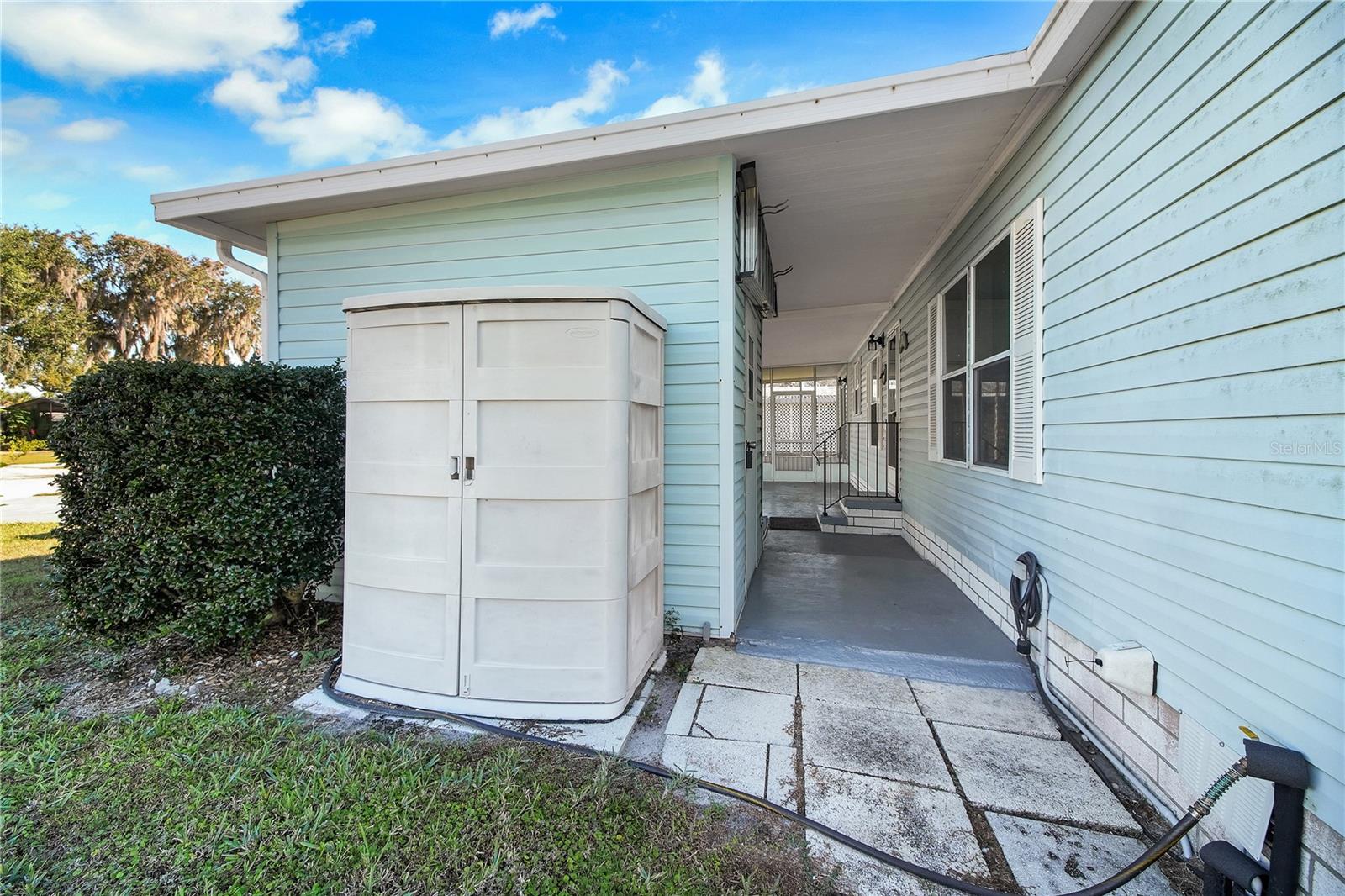 HERITAGE WOOD N LAKES ESTATES - Residential