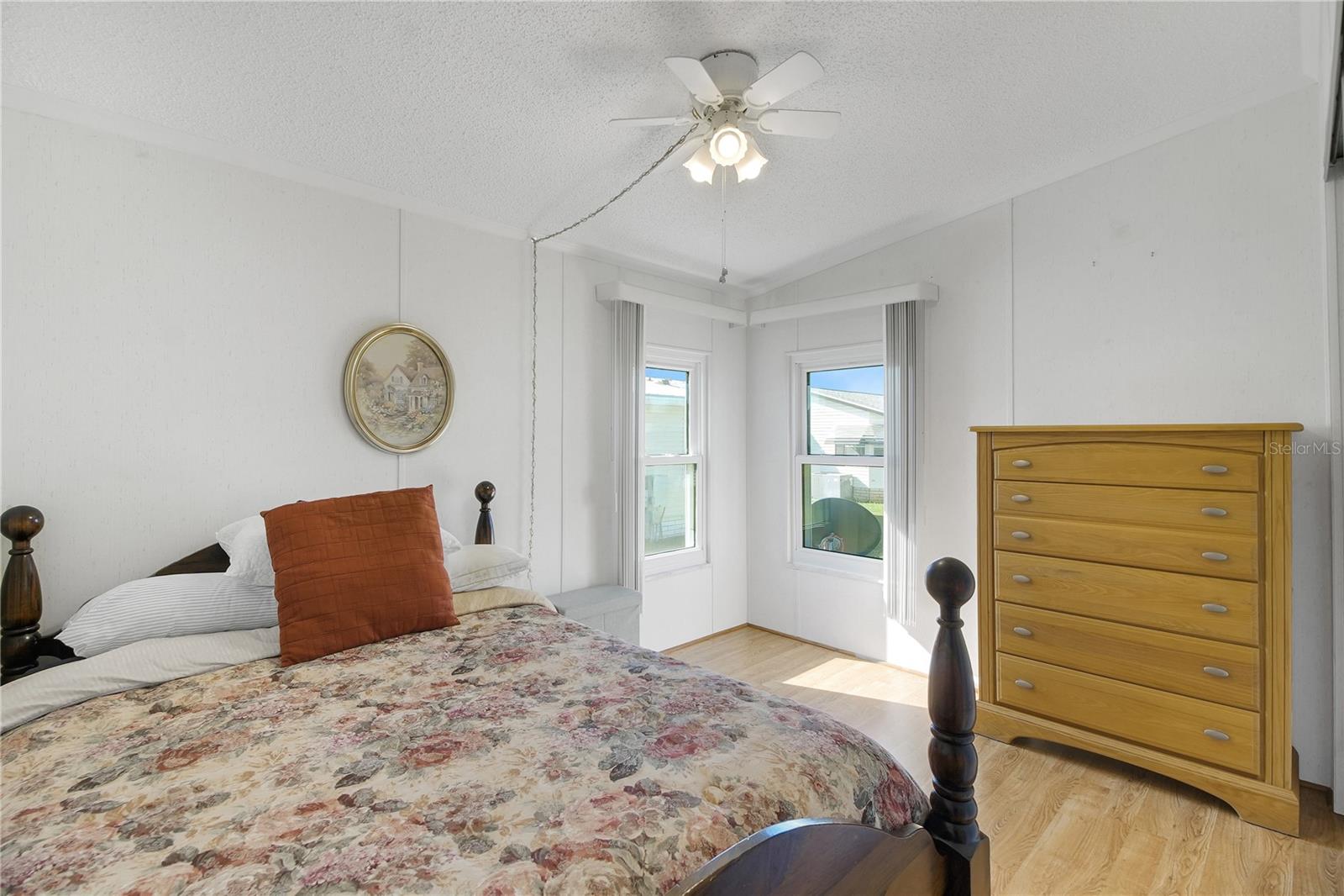 HERITAGE WOOD N LAKES ESTATES - Residential