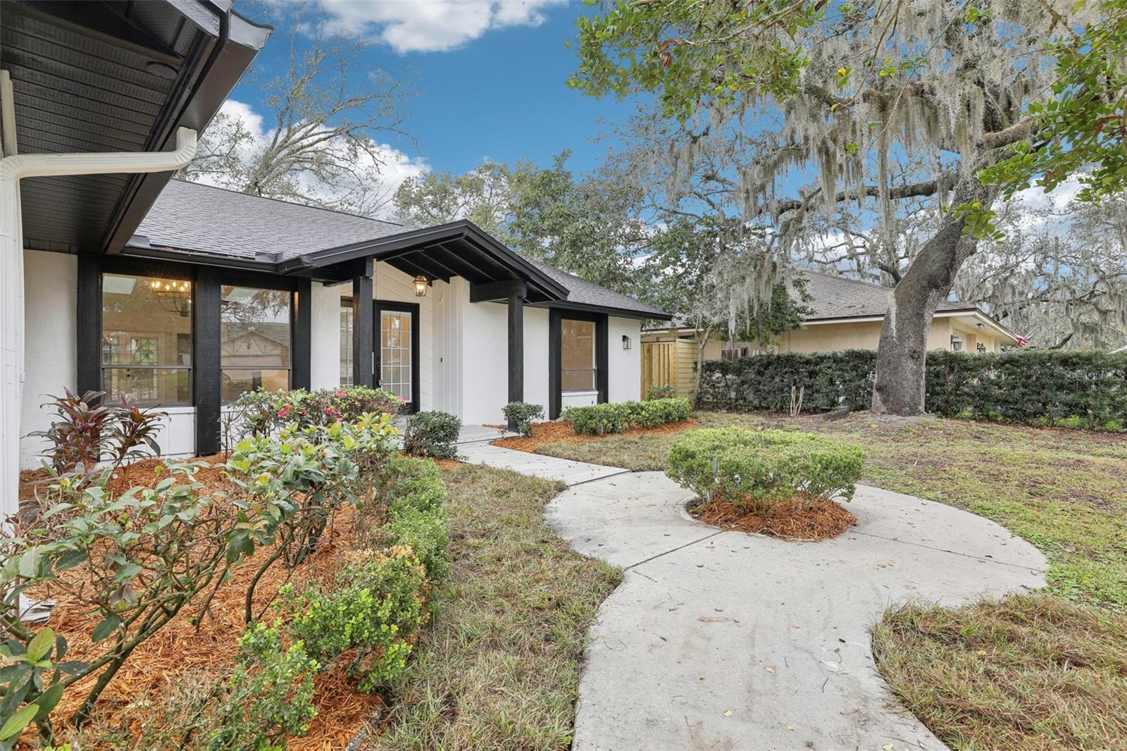 305 HAVERLAKE CIRCLE