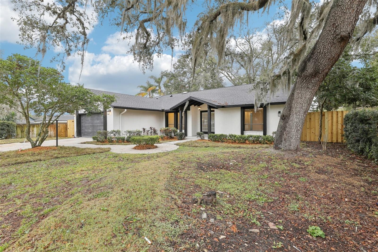305 HAVERLAKE CIRCLE