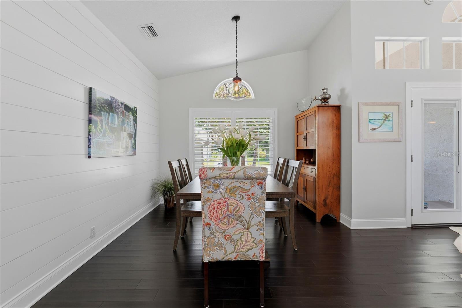 TIERRA VERDE UNIT 1 4TH REP - Residential