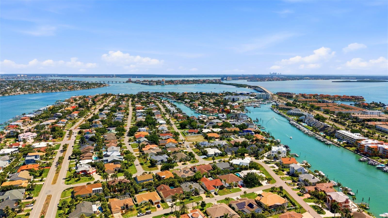 TIERRA VERDE UNIT 1 4TH REP - Residential