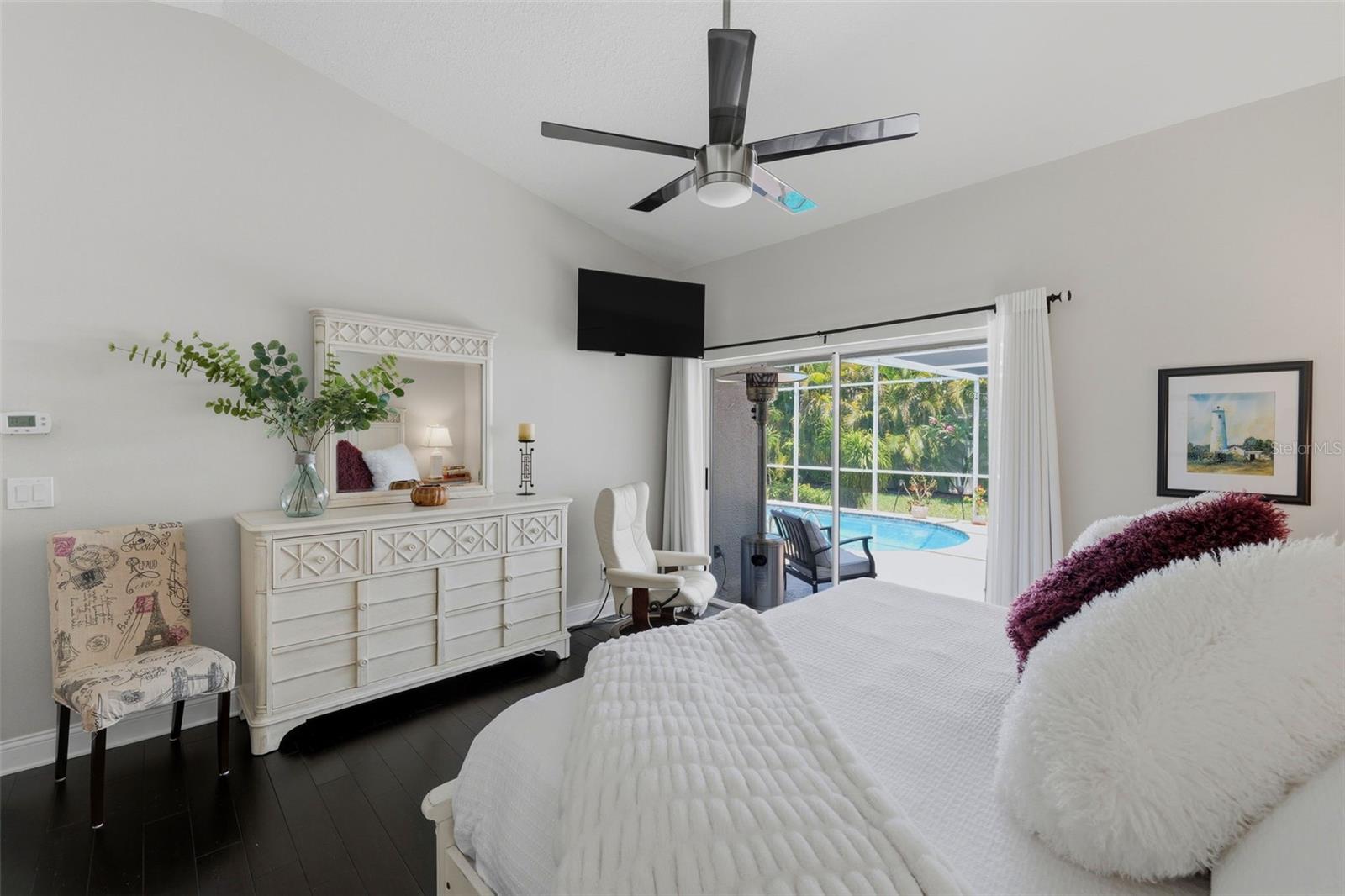 TIERRA VERDE UNIT 1 4TH REP - Residential