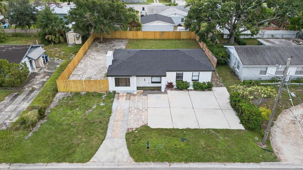 Photo of 3810 W Leila Avenue, Tampa, FL 33616 (MLS # TB8436314)