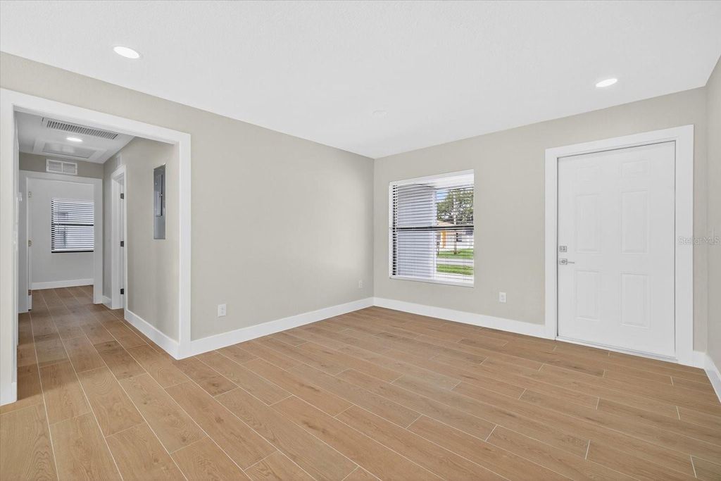 Photo of 3810 W Leila Avenue, Tampa, FL 33616 (MLS # TB8436314)