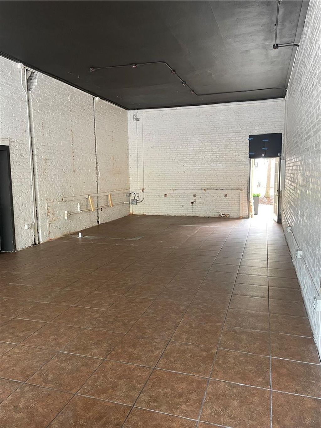 Photo of 1031 New York Avenue, Saint Cloud, FL 34769 (MLS # O6416392)