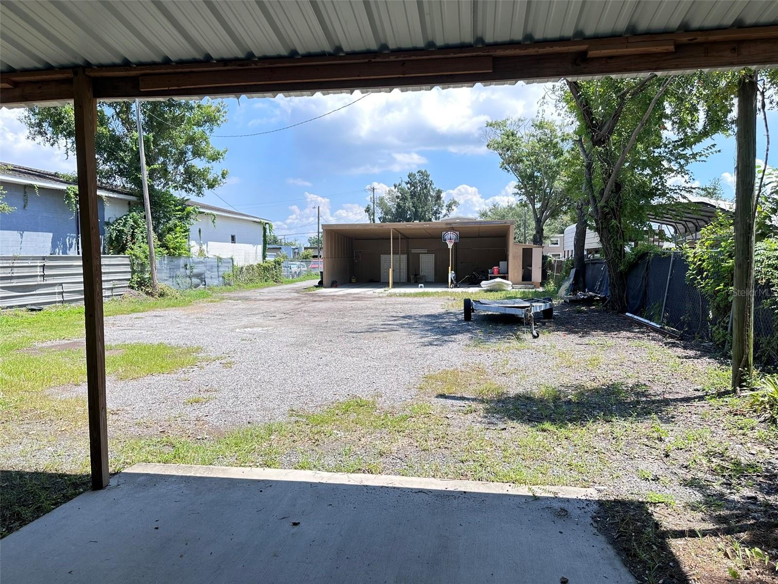 DREW PARK RE OF - Commercial Lease