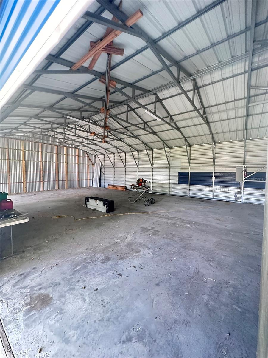DREW PARK RE OF - Commercial Lease