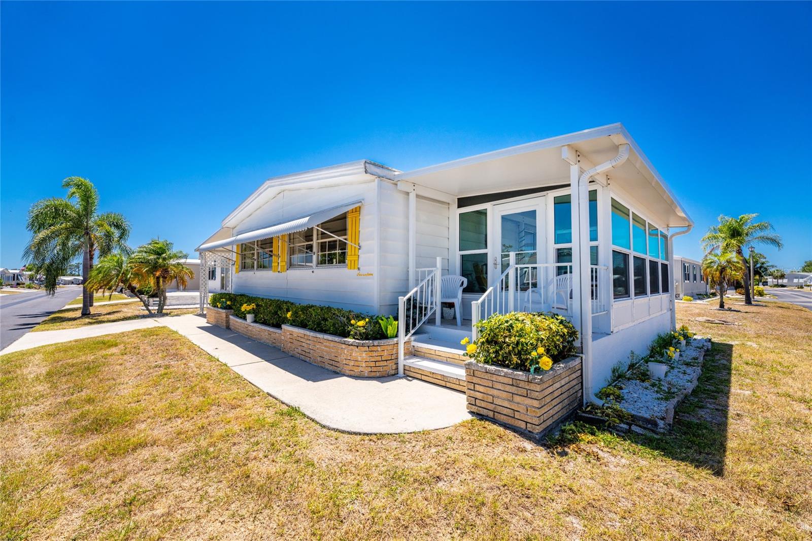17 N FLORA VISTA STREET