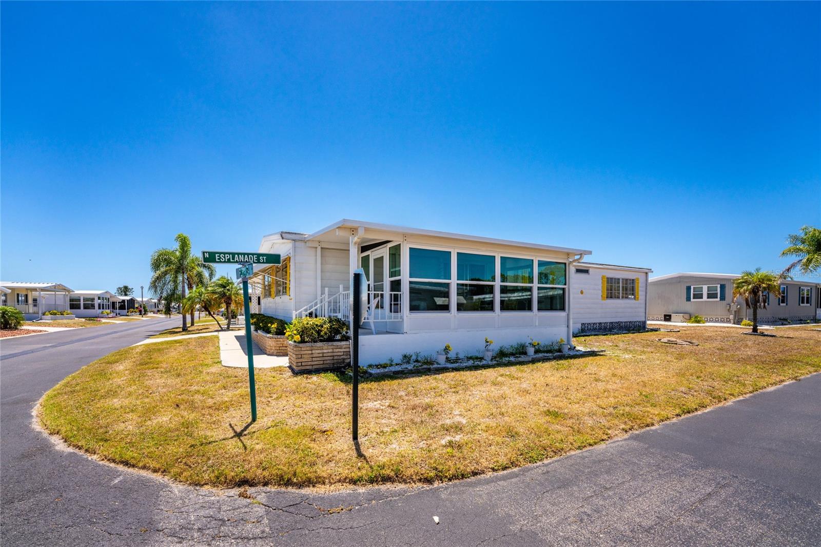 ALAMEDA ISLES - Residential