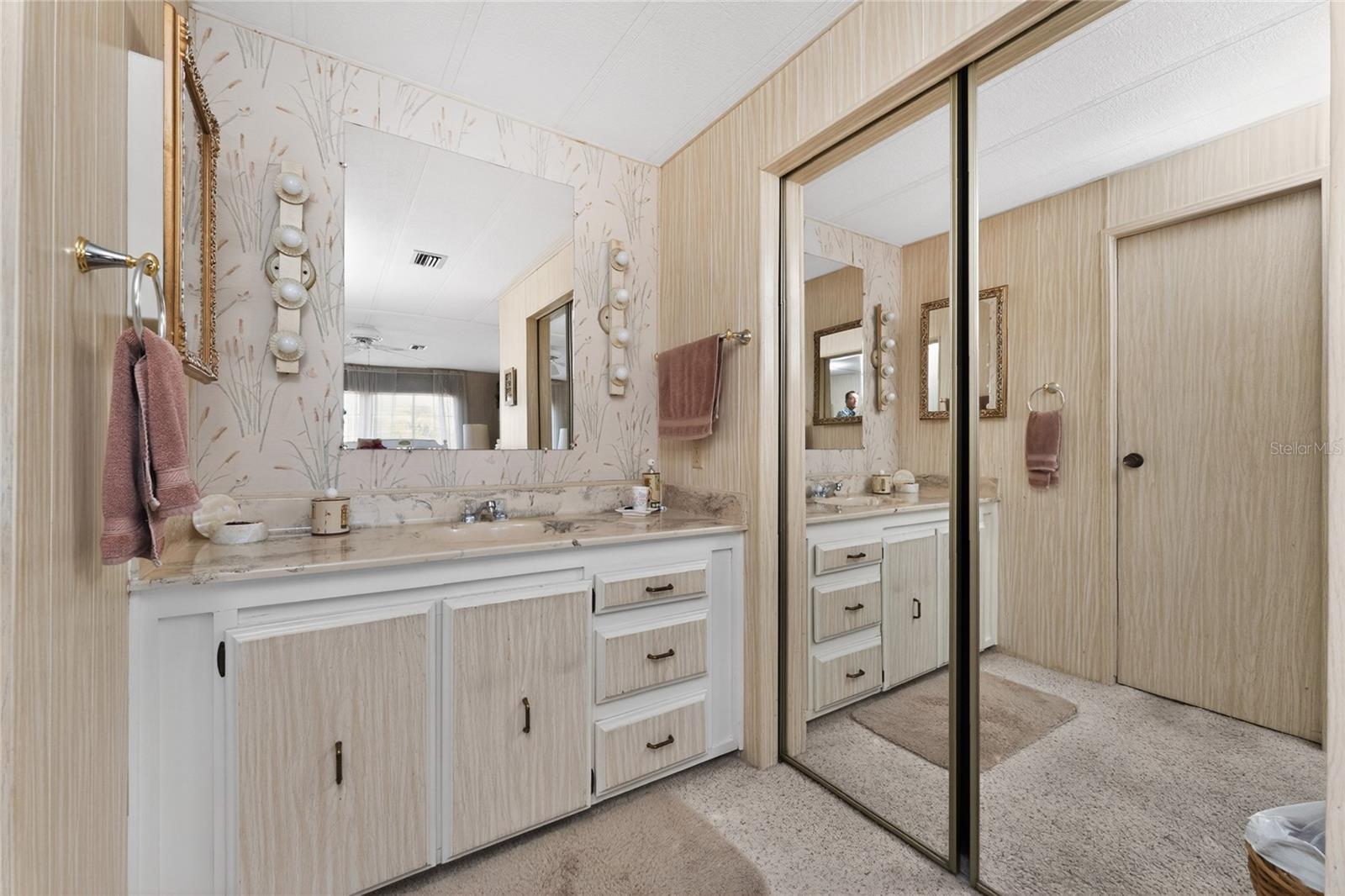 ALAMEDA ISLES - Residential