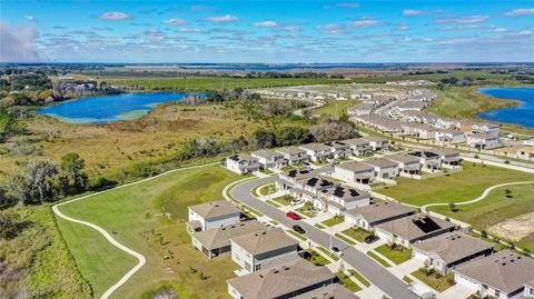 A home in LAKE ALFRED