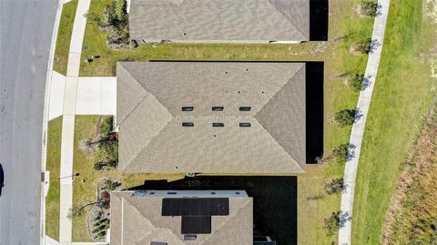 A home in LAKE ALFRED