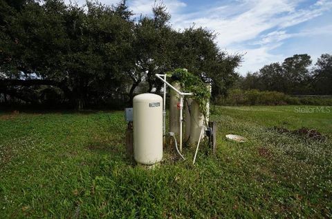 A home in PLANT CITY