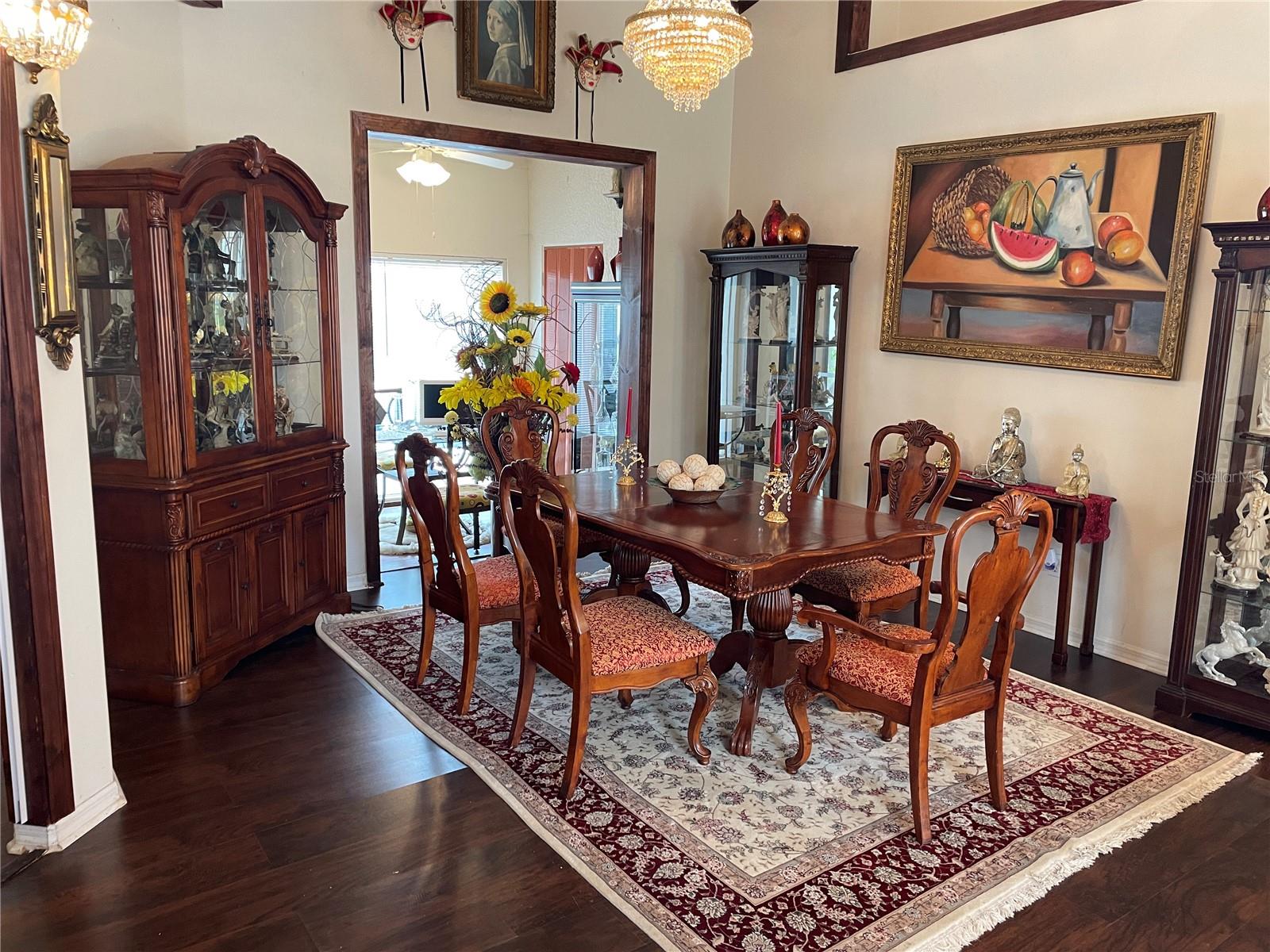 2915 SOUTHERN PINES LOOP