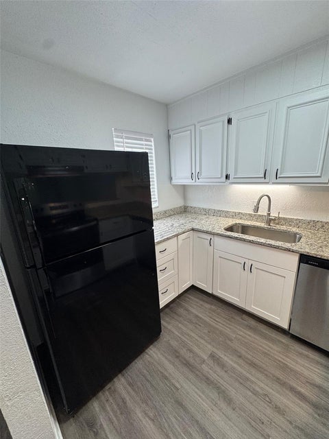 Tiny photo for 1711 NE 2nd Street, Ocala, FL 34470 (MLS # OM733357)