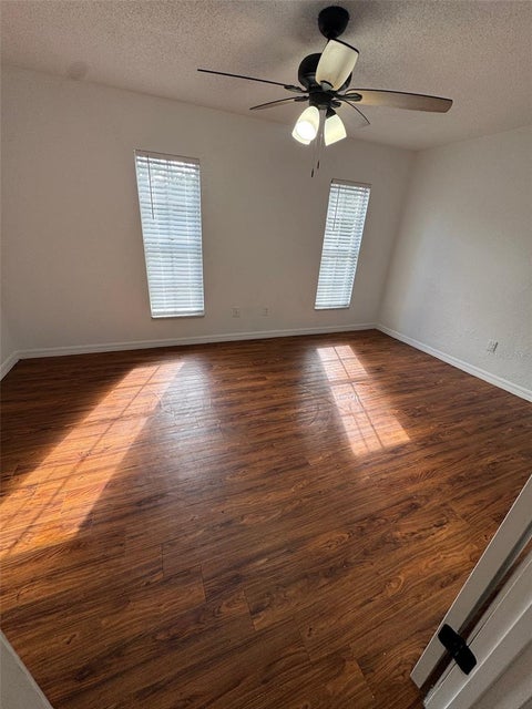 Tiny photo for 1711 NE 2nd Street, Ocala, FL 34470 (MLS # OM733357)