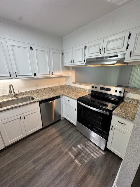 Tiny photo for 1711 NE 2nd Street, Ocala, FL 34470 (MLS # OM733357)