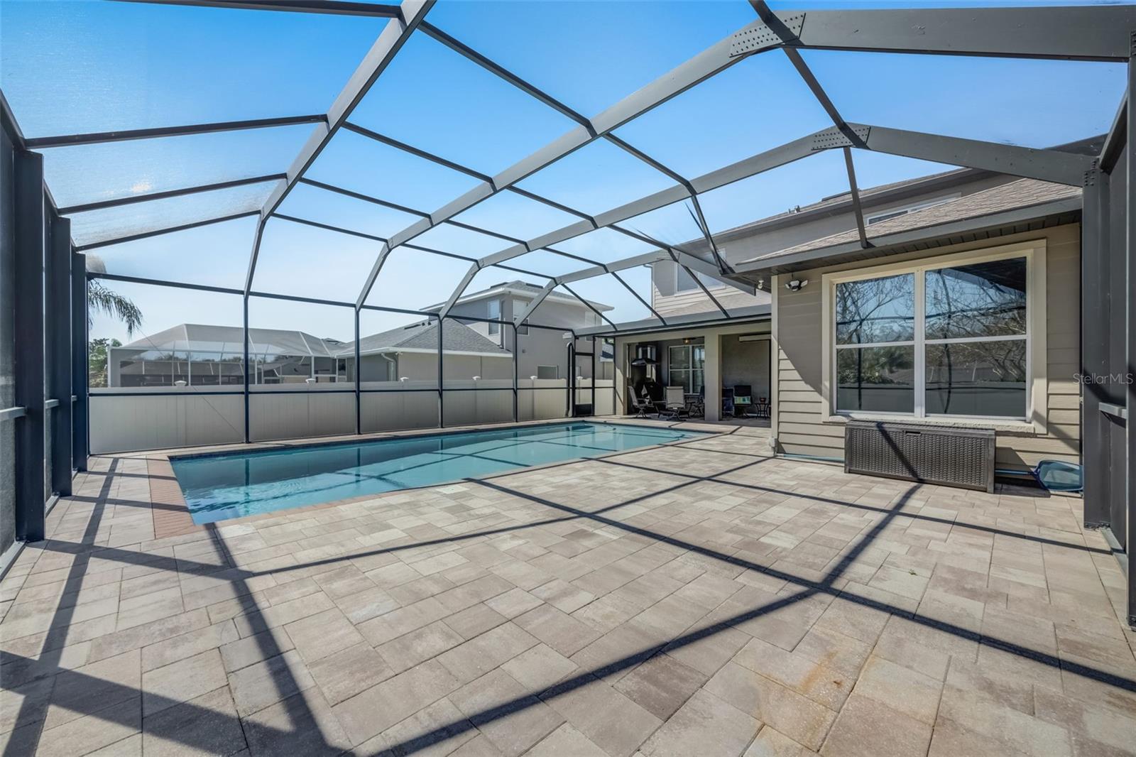 HARVEST FIELD - Residential