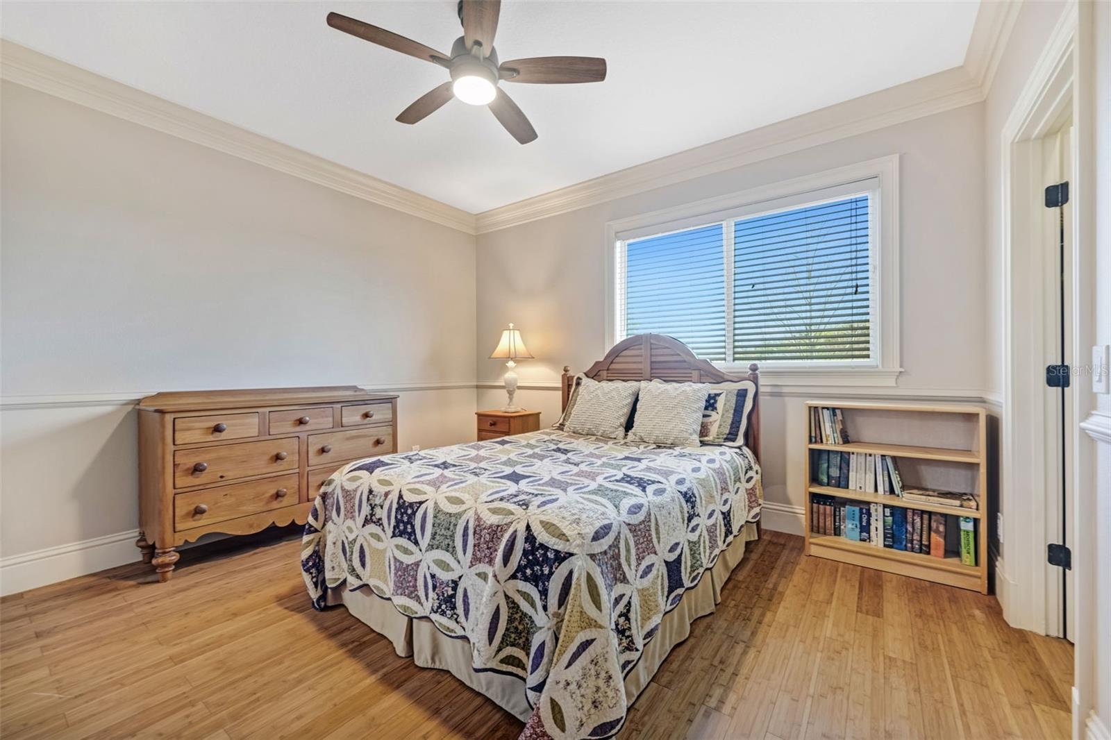 HARVEST FIELD - Residential