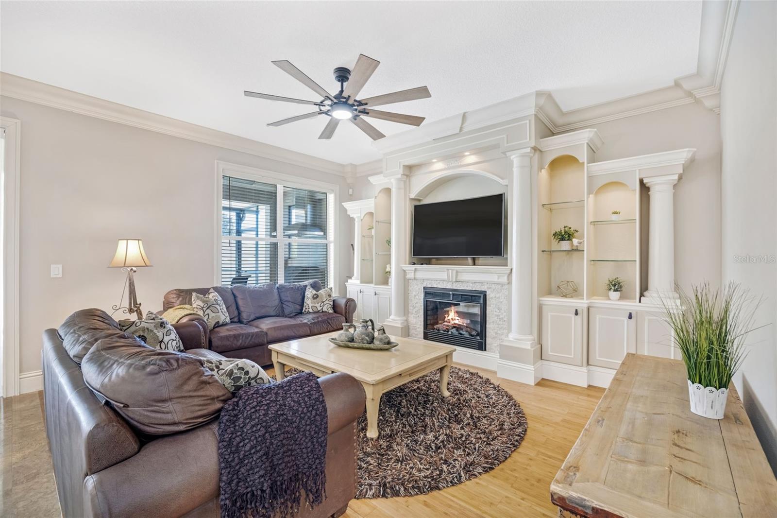 HARVEST FIELD - Residential