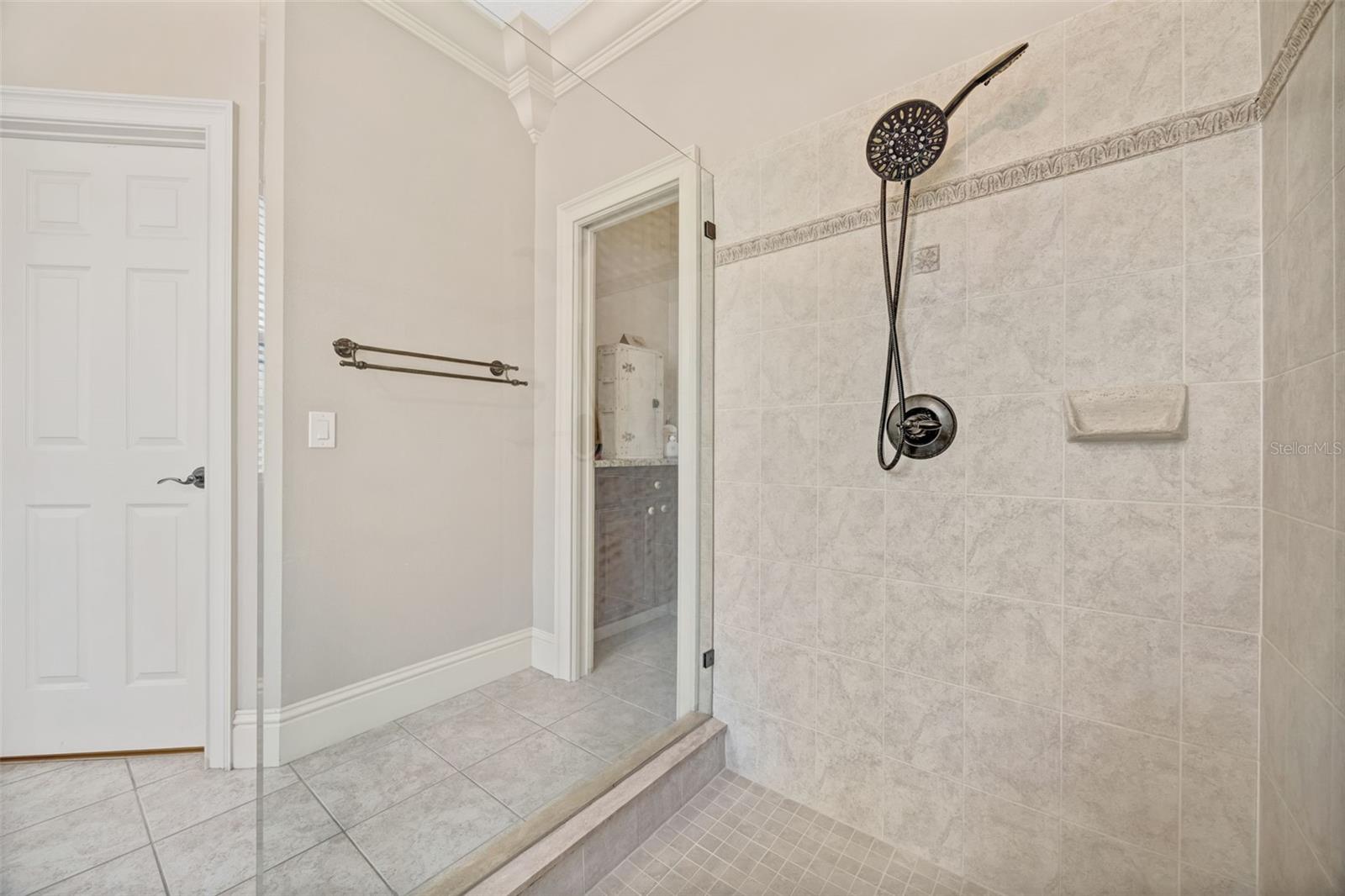 HARVEST FIELD - Residential