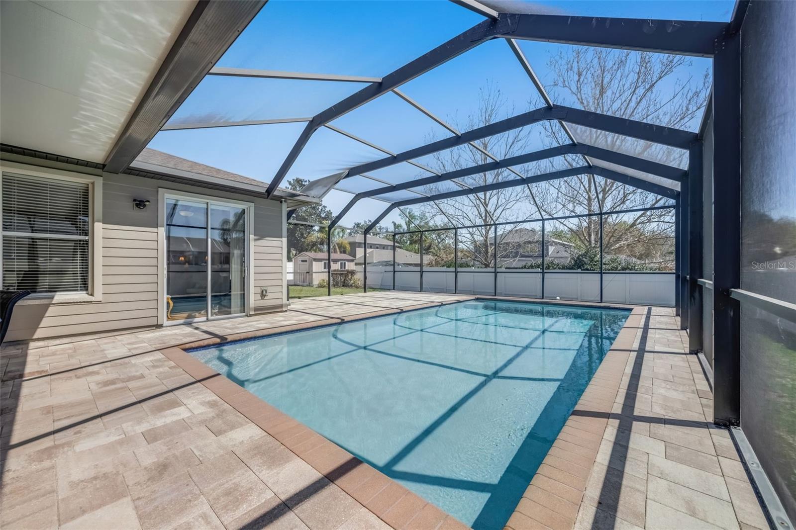 HARVEST FIELD - Residential