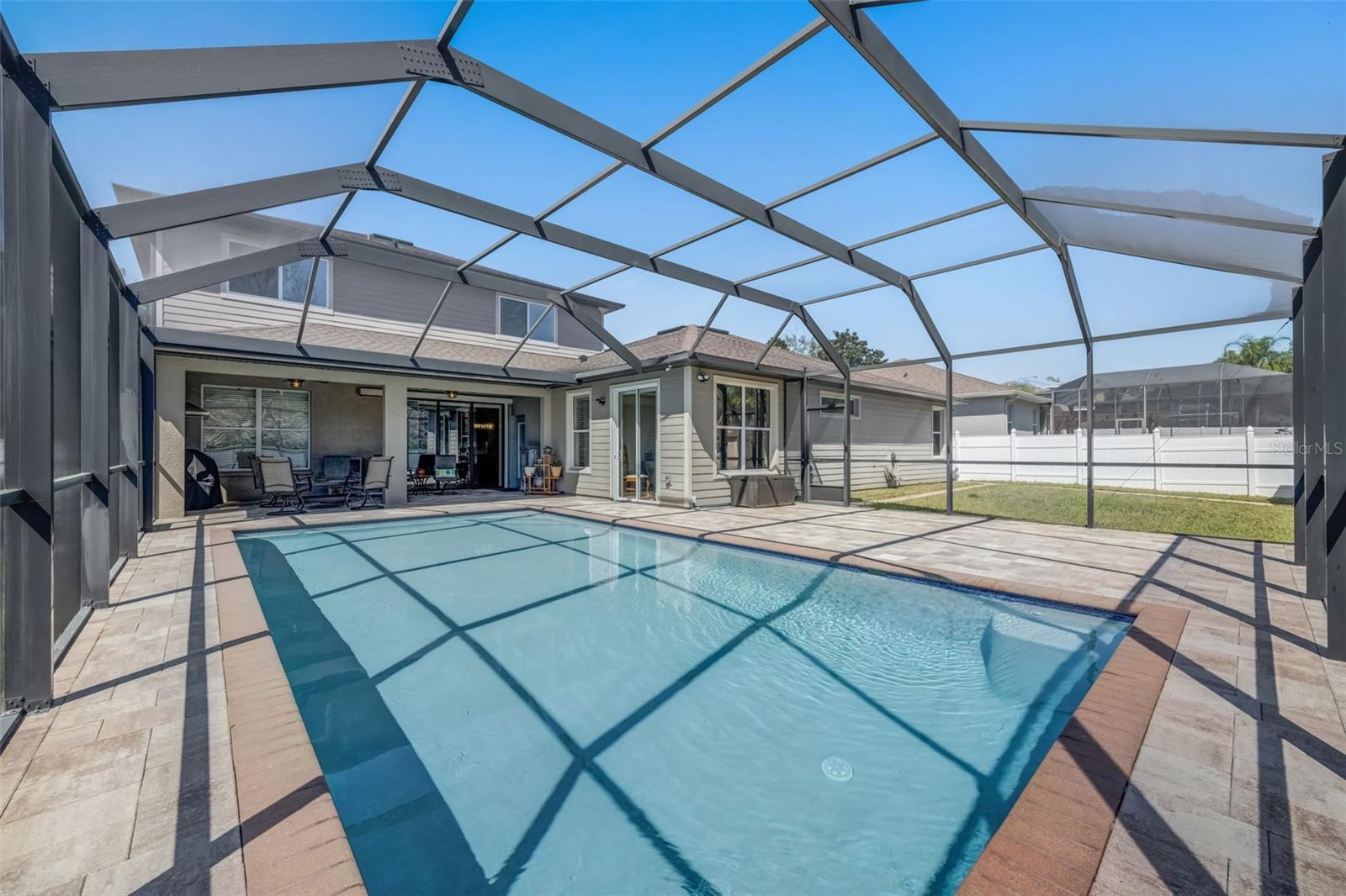 HARVEST FIELD - Residential