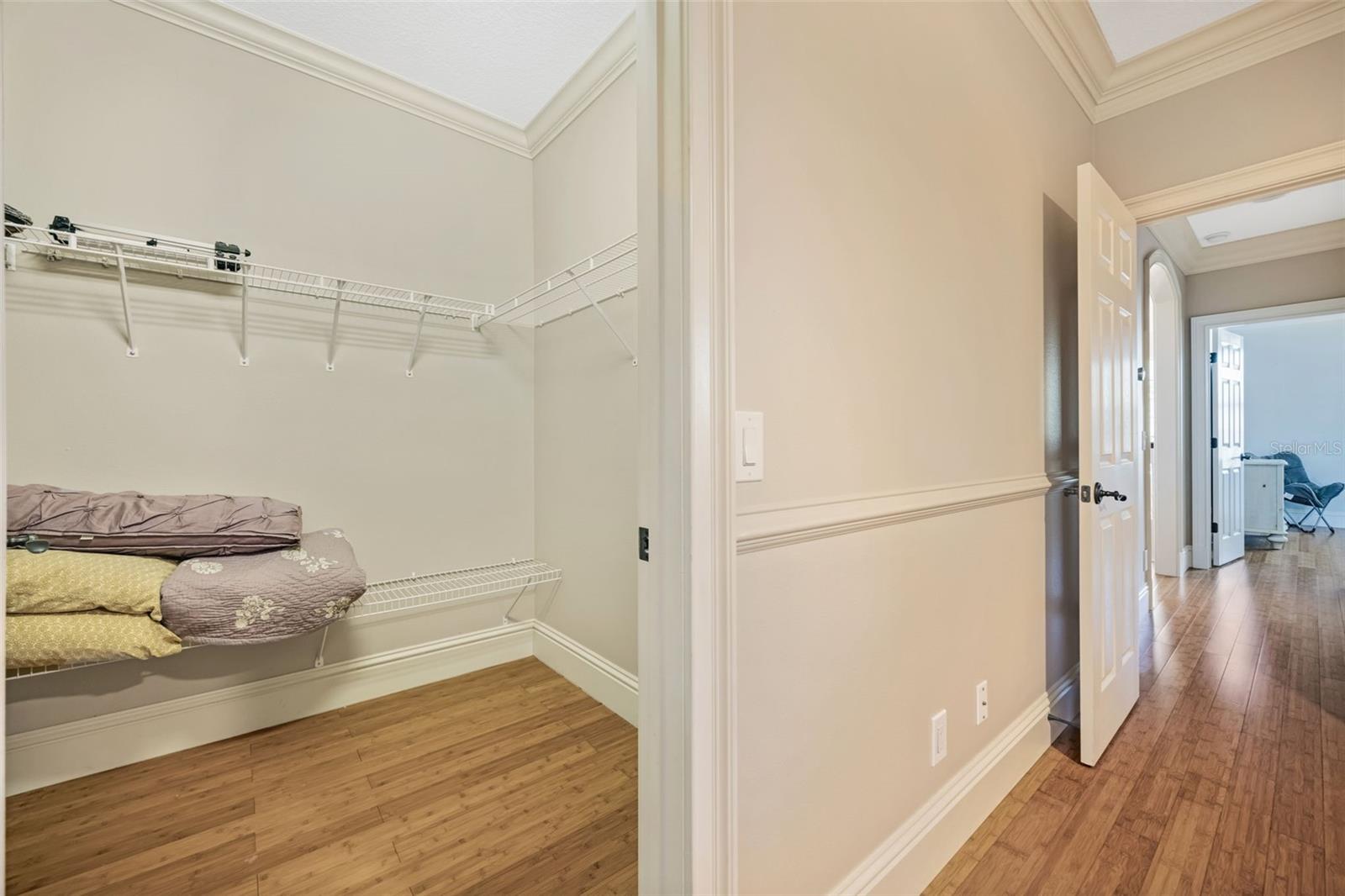 HARVEST FIELD - Residential