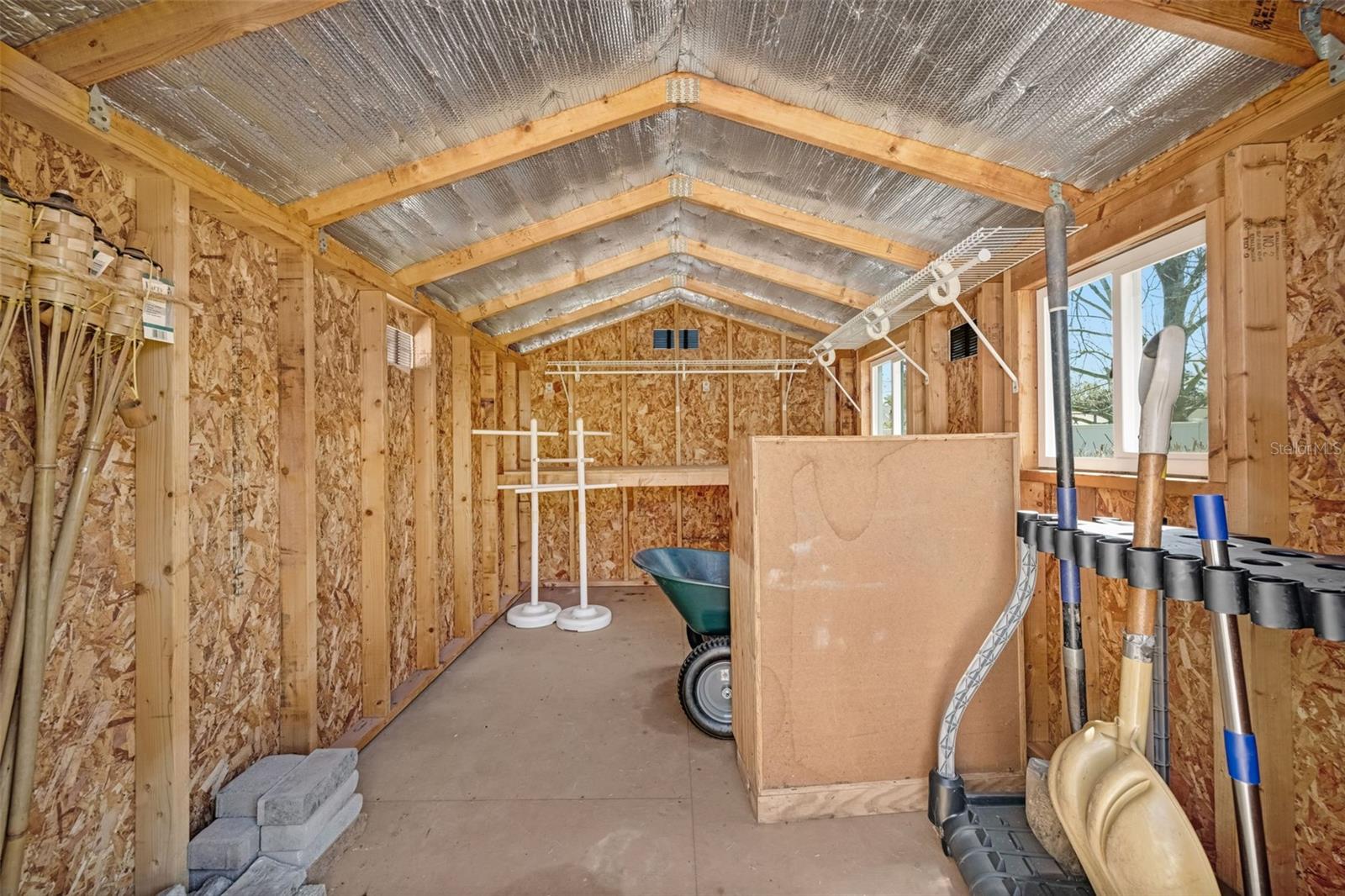 HARVEST FIELD - Residential