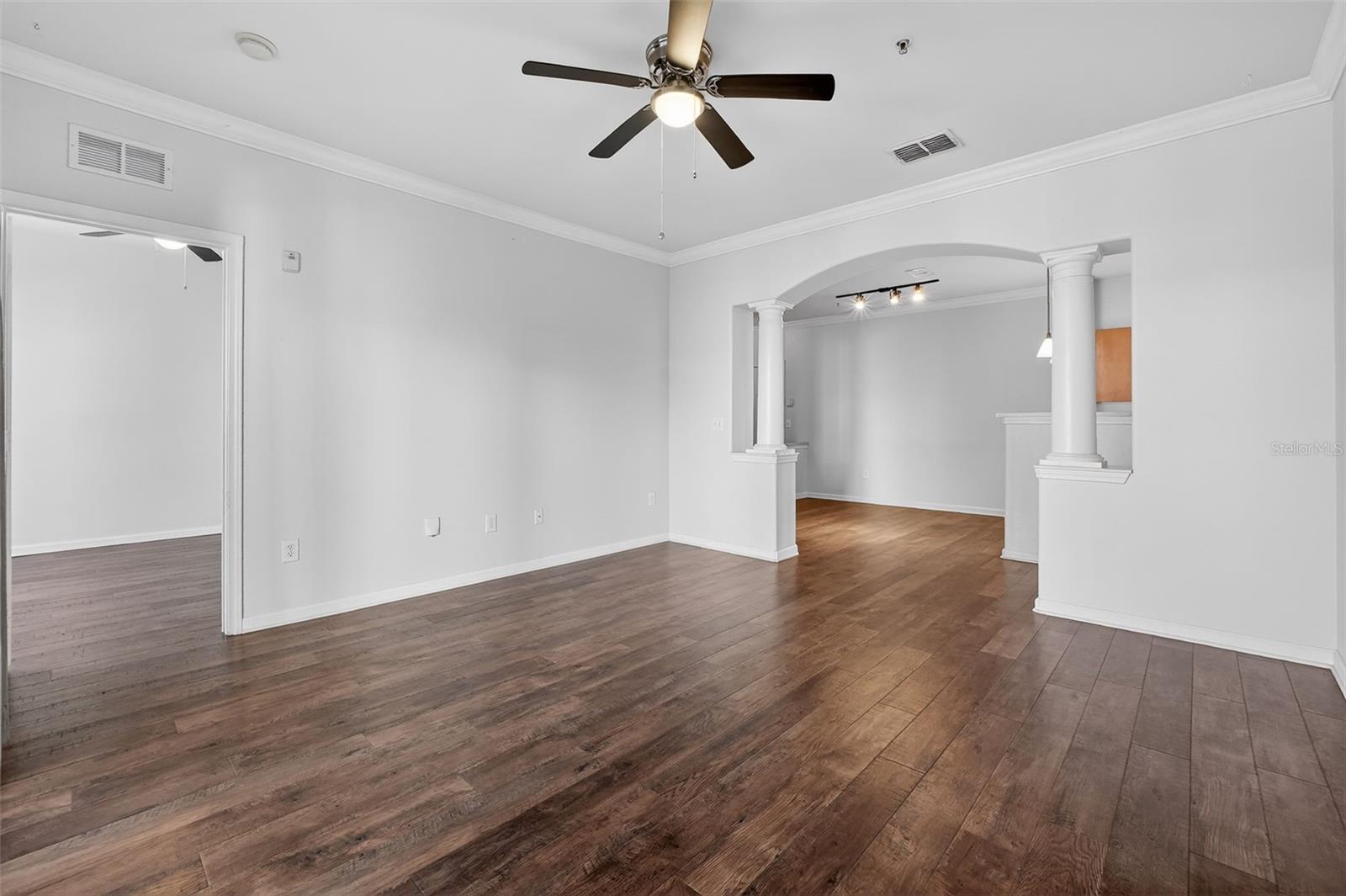 GARDENS OF BRIDGEHAMPTON - Residential