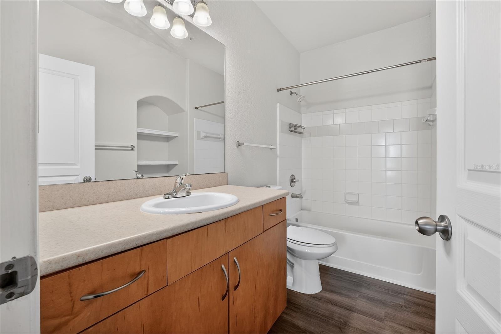 GARDENS OF BRIDGEHAMPTON - Residential