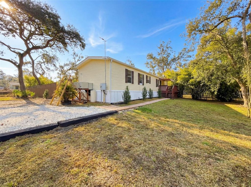 Photo of 37680 Oak Forrest Drive, Dade City, FL 33523 (MLS # L4959274)