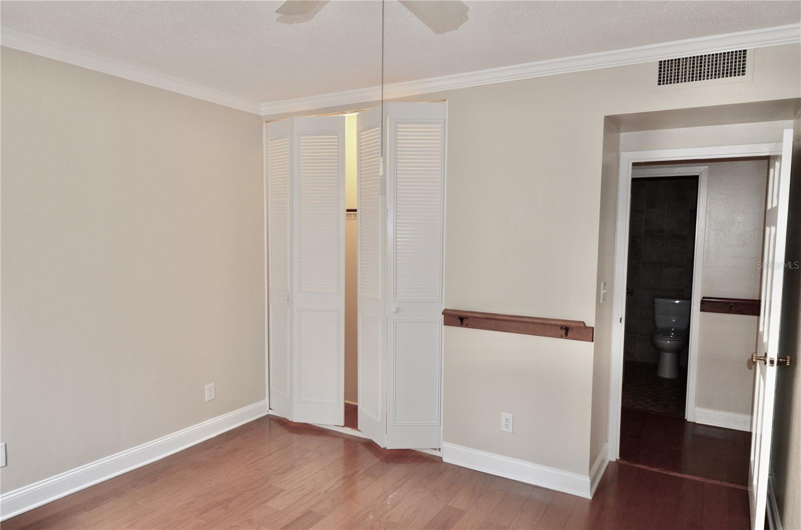 GAINESWOOD - Residential