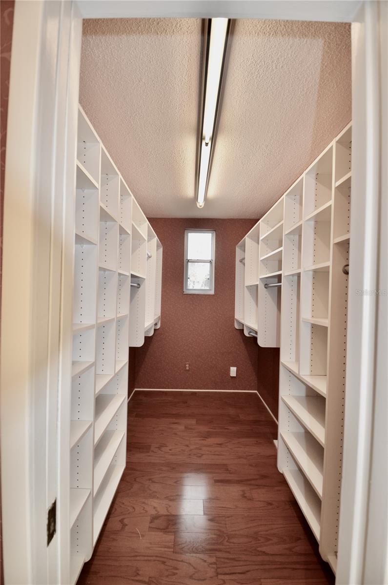 GAINESWOOD - Residential