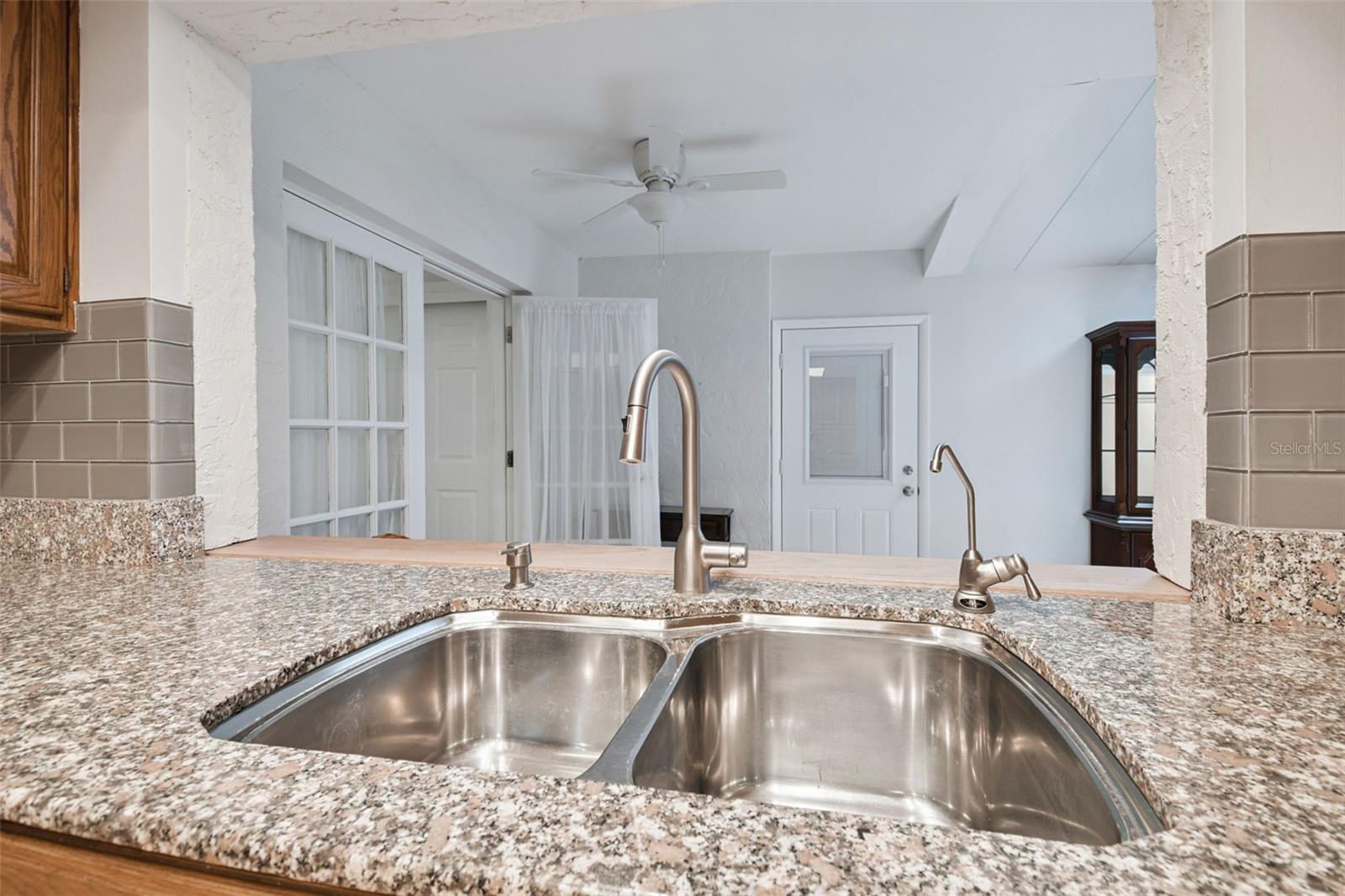 CARROLLWOOD VILLAGE NORTHMEADOW CLUSTER HOUSES - Residential
