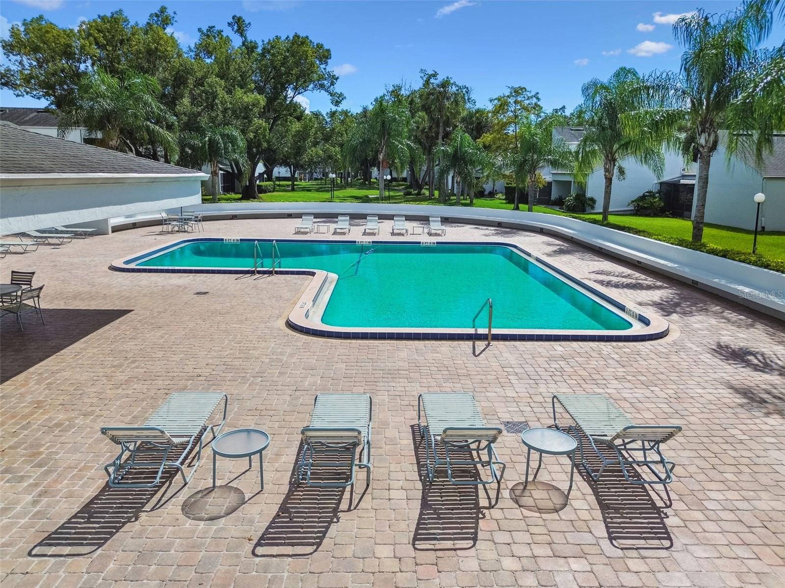 CARROLLWOOD VILLAGE NORTHMEADOW CLUSTER HOUSES - Residential
