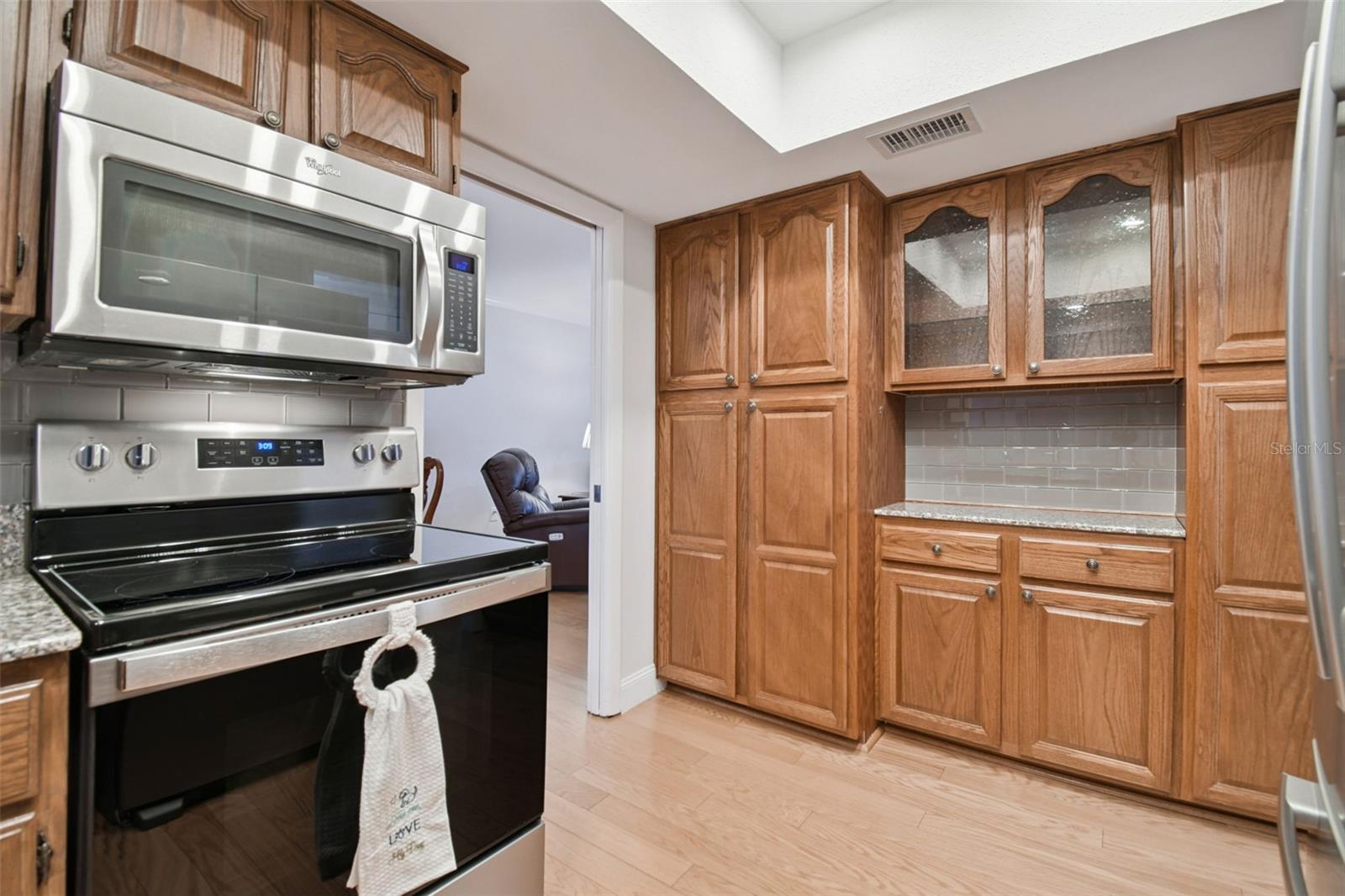 CARROLLWOOD VILLAGE NORTHMEADOW CLUSTER HOUSES - Residential