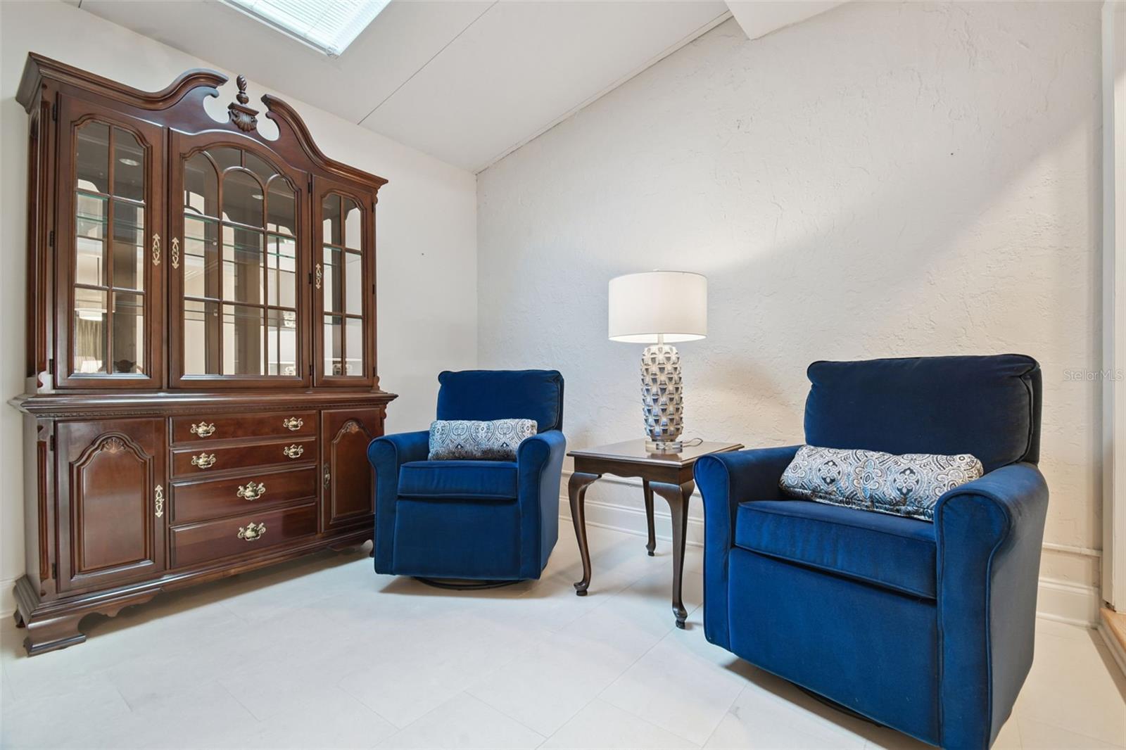 CARROLLWOOD VILLAGE NORTHMEADOW CLUSTER HOUSES - Residential